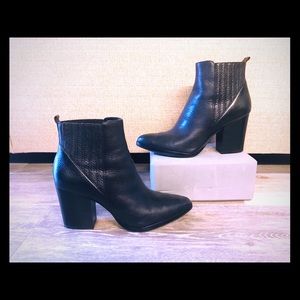 Marc Fisher Alva black bootie *MUST GO*